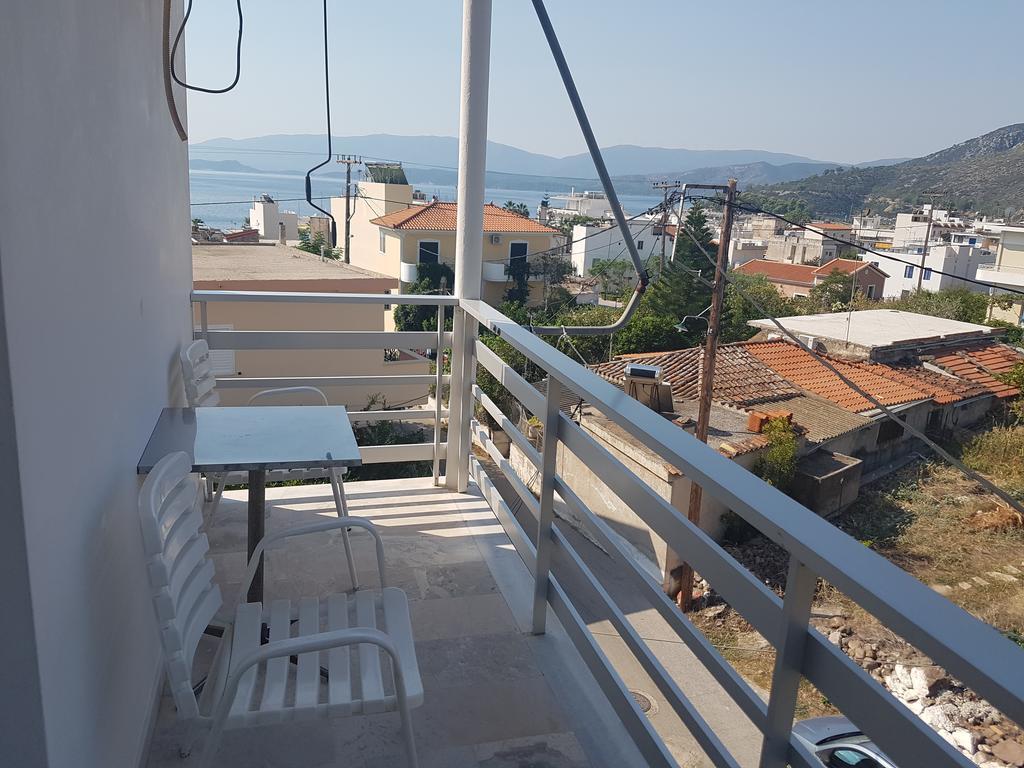 Pansion Marousa Méthana Kültér fotó