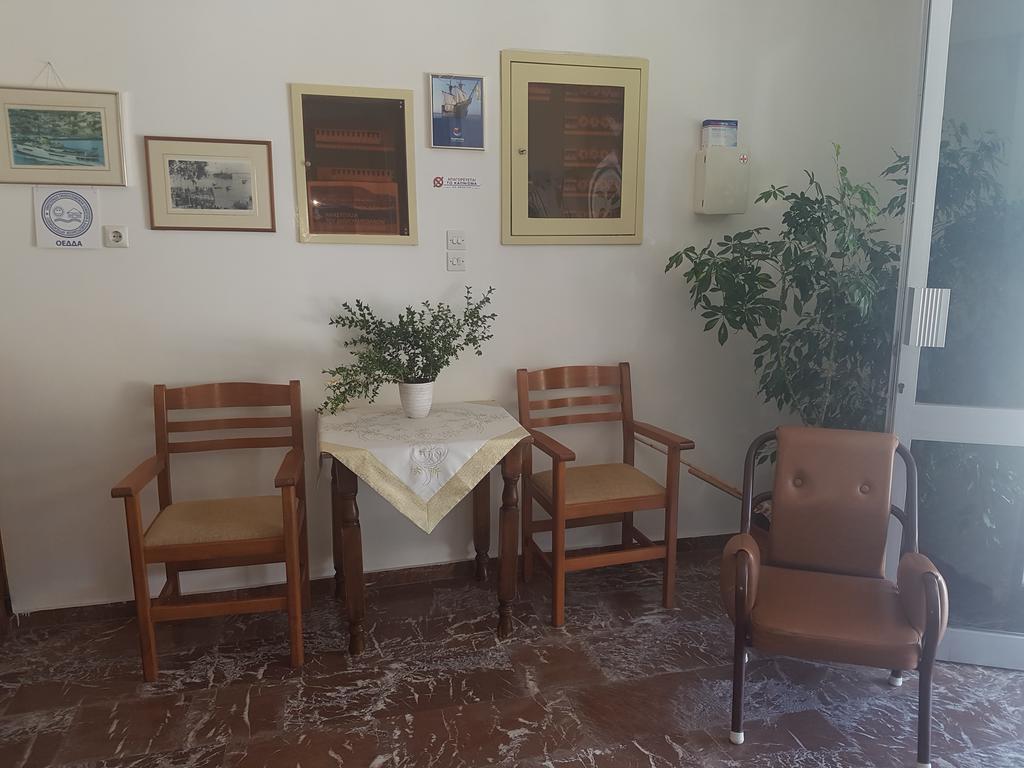 Pansion Marousa Méthana Kültér fotó