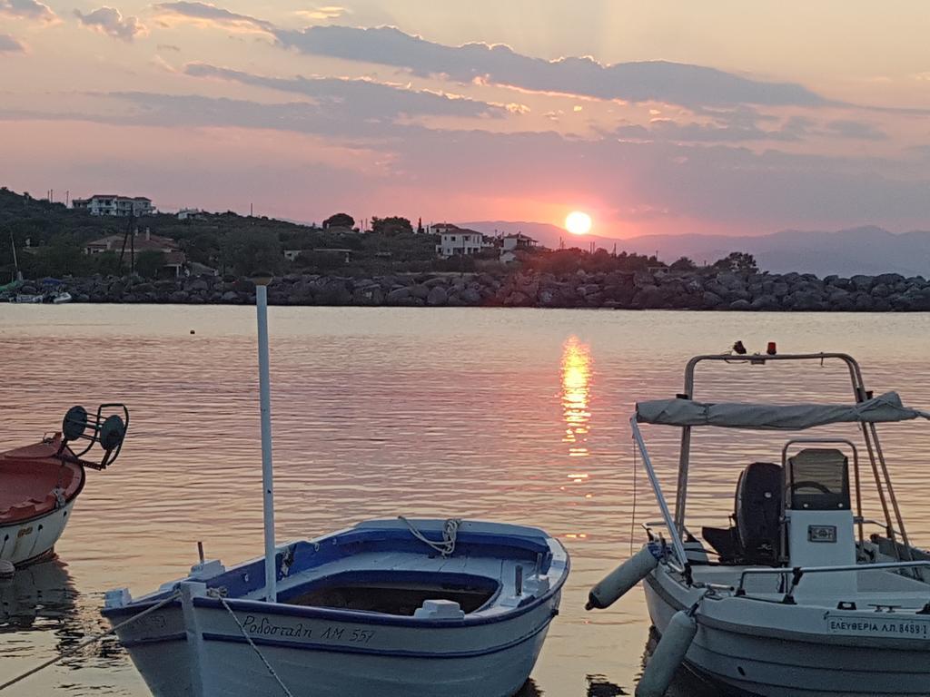 Pansion Marousa Méthana Kültér fotó